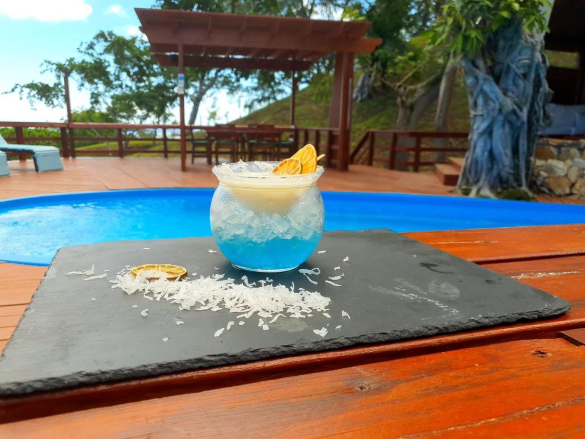 Hotel And Dive Center Roatan Yacht Club French Harbour Exterior foto