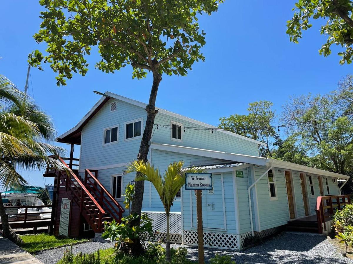 Hotel And Dive Center Roatan Yacht Club French Harbour Exterior foto